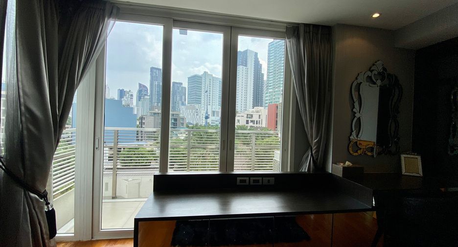 À vendre 3 chambres condo à Watthana, Bangkok