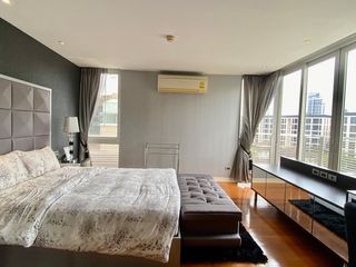 À vendre 3 chambres condo à Watthana, Bangkok