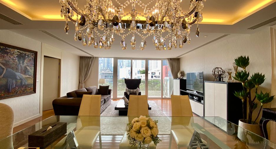 À vendre 3 chambres condo à Watthana, Bangkok