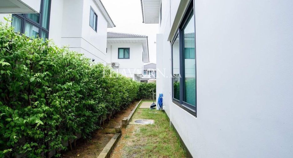 Haus zum Kauf mit 4 Zimmer in Bang Lamung, Chonburi