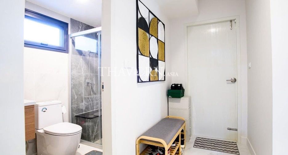 Haus zum Kauf mit 4 Zimmer in Bang Lamung, Chonburi
