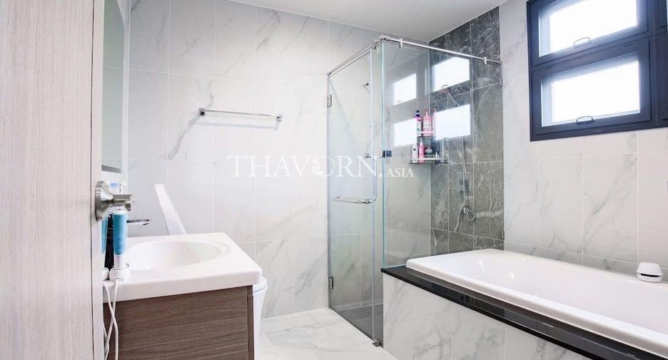 Haus zum Kauf mit 4 Zimmer in Bang Lamung, Chonburi