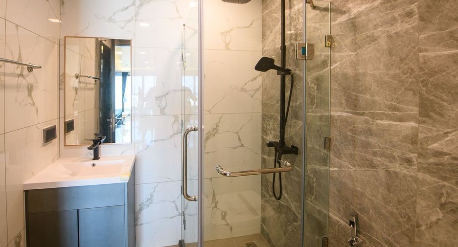 Condo en venta de 2 habitaciones en Bang Lamung, Chonburi