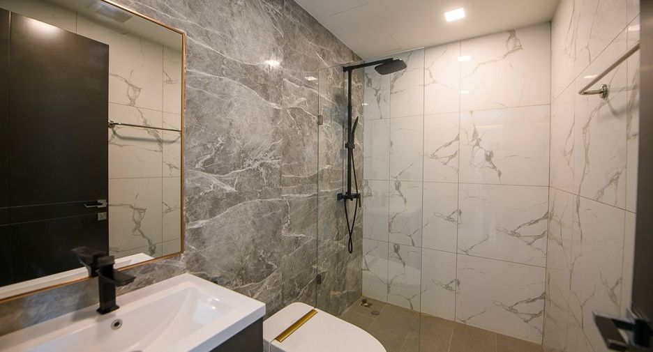 Condo en venta de 2 habitaciones en Bang Lamung, Chonburi