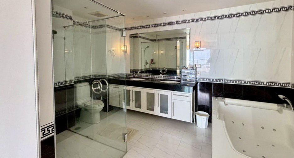 Condo en venta de 2 habitaciones en Bang Lamung, Chonburi