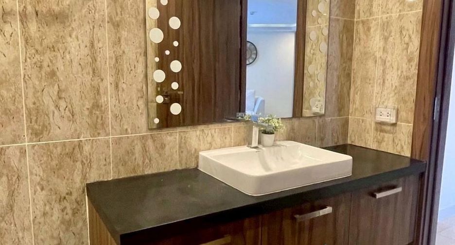 For sale 1 bed condo in Bang Lamung, Chonburi