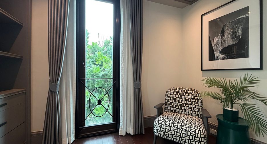 Condo en venta de 2 habitaciones en Yan Nawa, Bangkok