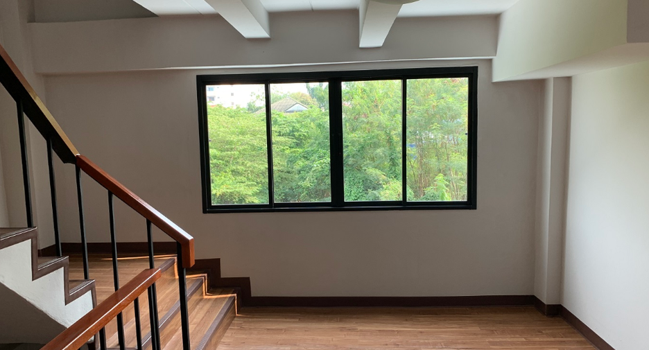 Gewerbefläche zum Kauf mit 1 Zimmer in Min Buri, Bangkok