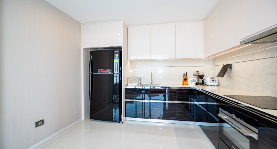 À vendre 2 chambres condo à Sathon, Bangkok