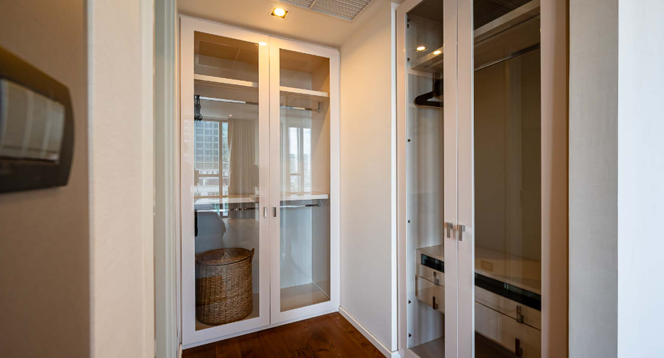 À vendre 1 chambre condo à Sathon, Bangkok