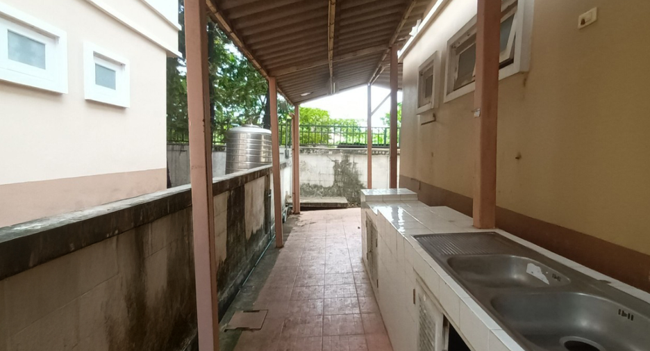Haus zum Kauf mit 3 Zimmer in Bang Bon, Bangkok