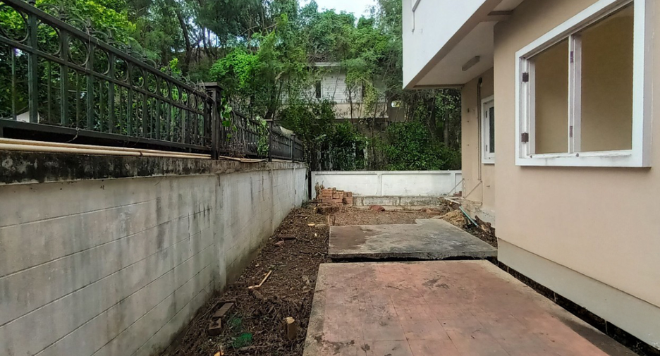 Haus zum Kauf mit 3 Zimmer in Bang Bon, Bangkok