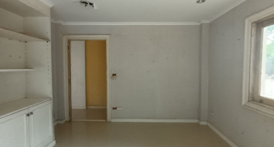 Haus zum Kauf mit 3 Zimmer in Bang Bon, Bangkok
