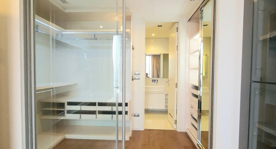 À vendre 1 chambre condo à Sathon, Bangkok