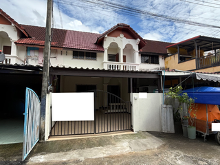 For sale 2 ベッドルーム townhouse in Saraphi, Chiang Mai