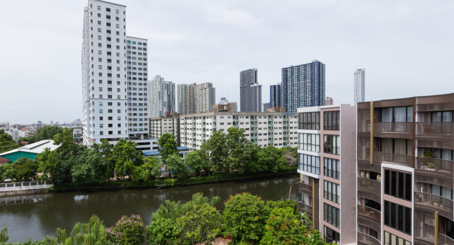 For sale 2 ベッドルーム condo in Suan Luang, Bangkok