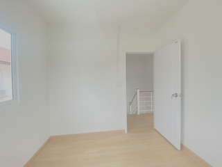 For sale 5 bedrooms townhouse in Bang Khun Thian, Bangkok