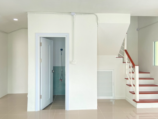 For sale 5 bedrooms townhouse in Bang Khun Thian, Bangkok