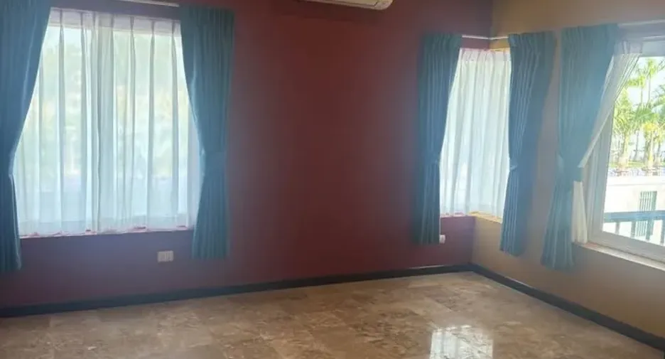 For rent 3 bedrooms house in Bang Lamung, Chonburi