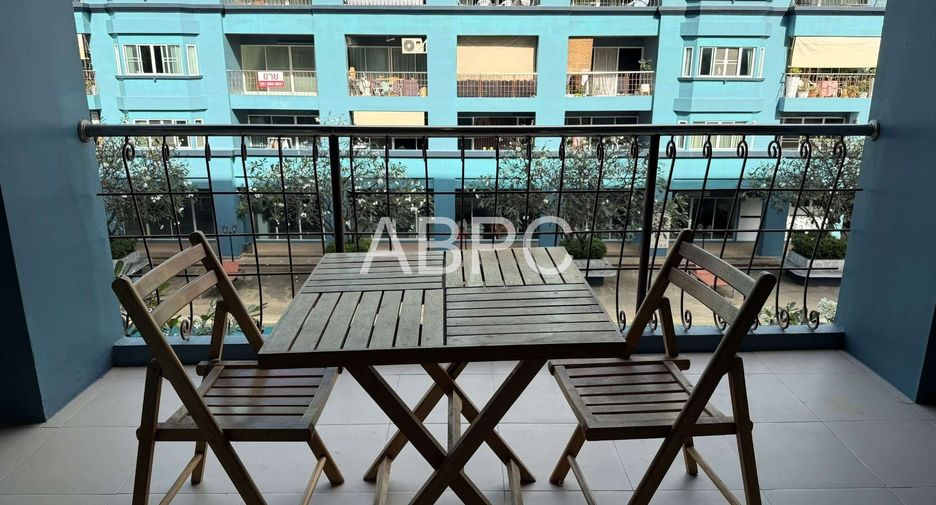 For rent and for sale 1 bed condo in Pratumnak, Pattaya