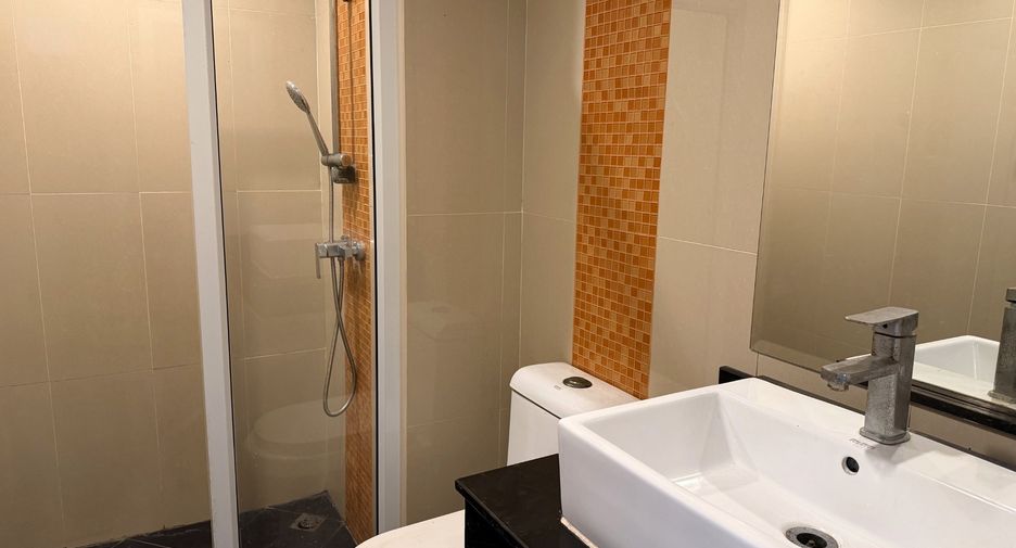 Condo en alquiler y en venta de 1 habitaciones en Bang Lamung, Chonburi