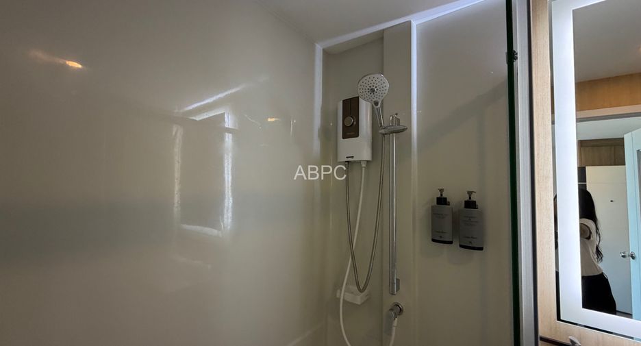 For rent 1 bed condo in Bang Lamung, Chonburi