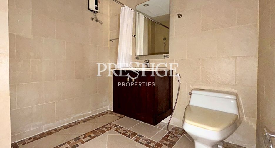 For rent 3 bedrooms condo in Bang Lamung, Chonburi