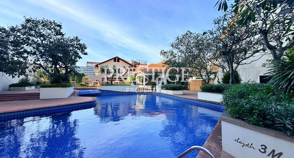 For rent 3 bedrooms condo in Bang Lamung, Chonburi
