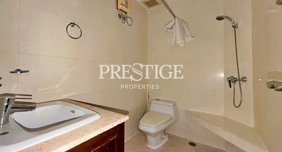 For rent 3 bedrooms condo in Bang Lamung, Chonburi