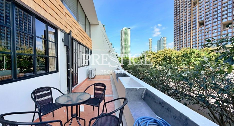 For rent 3 bedrooms condo in Bang Lamung, Chonburi