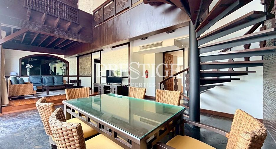 For rent 3 bedrooms condo in Bang Lamung, Chonburi