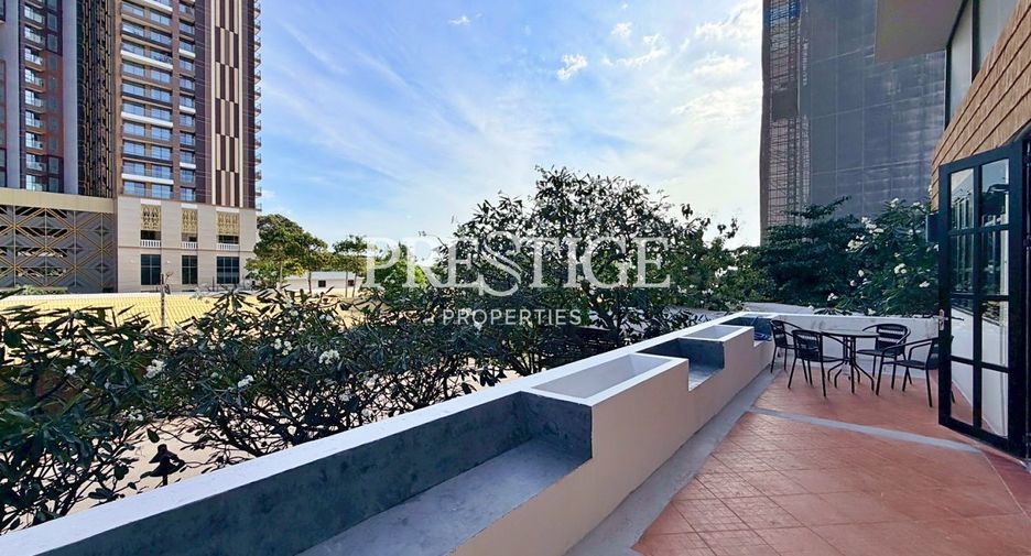 For rent 3 bedrooms condo in Bang Lamung, Chonburi