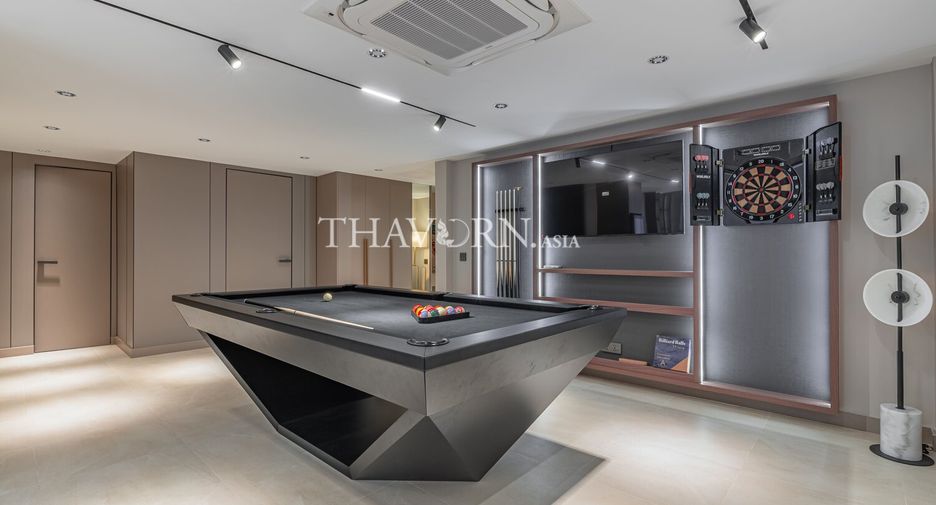 For sale 4 bedrooms house in Bang Lamung, Chonburi