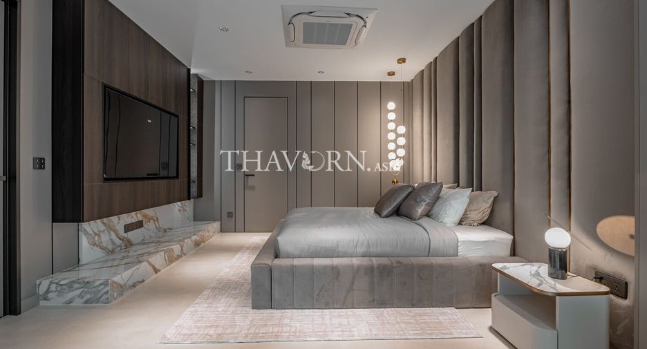 For sale 4 bedrooms house in Bang Lamung, Chonburi