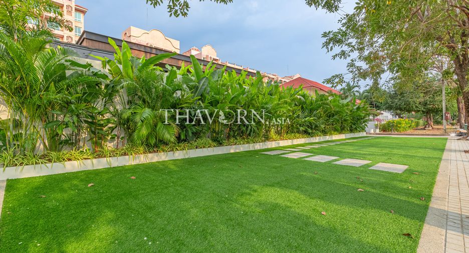 For sale 4 bedrooms house in Bang Lamung, Chonburi