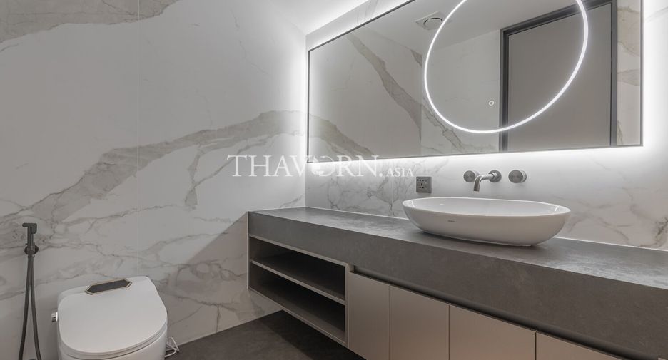 For sale 4 bedrooms house in Bang Lamung, Chonburi