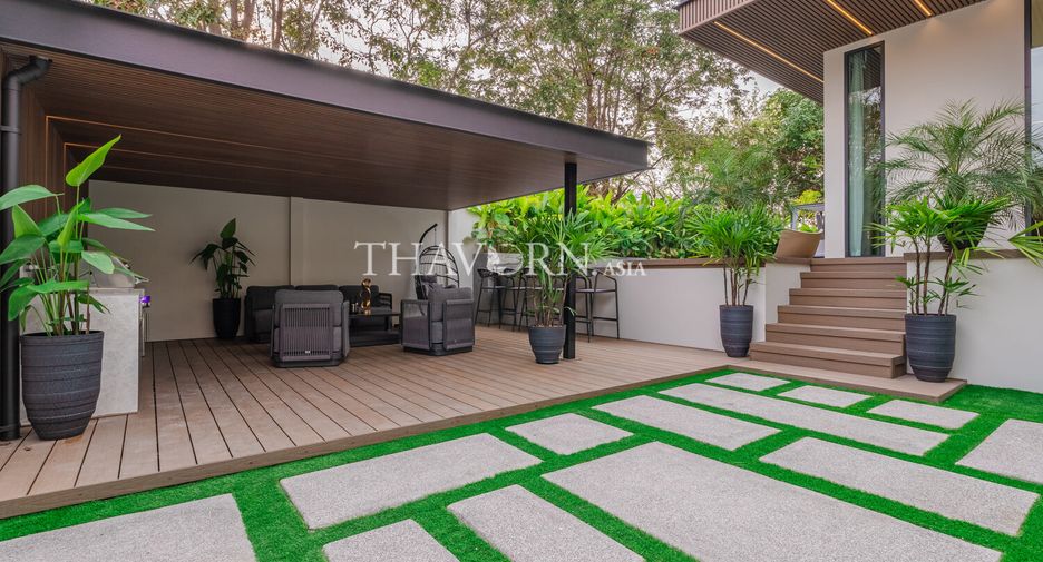 For sale 4 bedrooms house in Bang Lamung, Chonburi