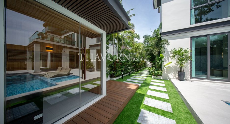 For sale 6 bedrooms house in Sattahip, Chonburi