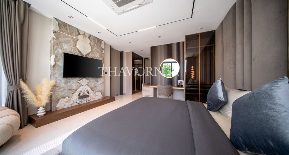 For sale 6 bedrooms house in Sattahip, Chonburi