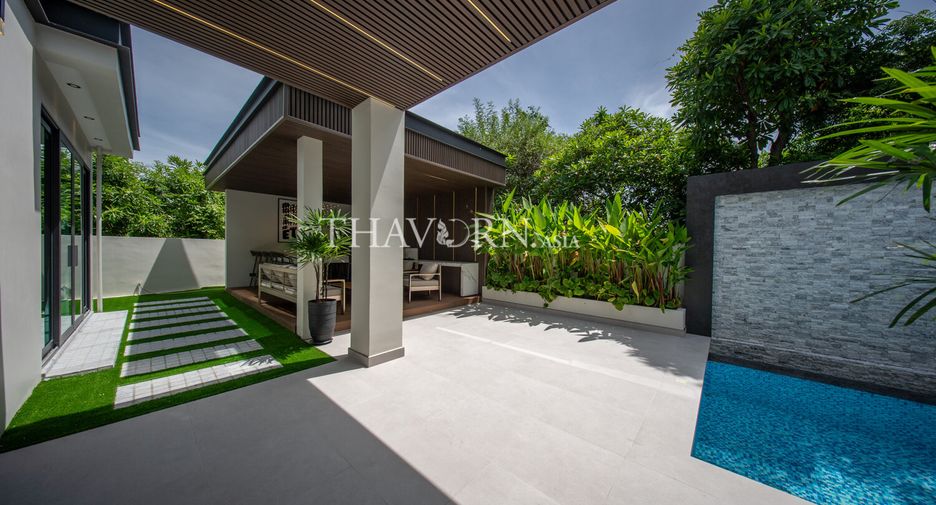 For sale 6 bedrooms house in Sattahip, Chonburi