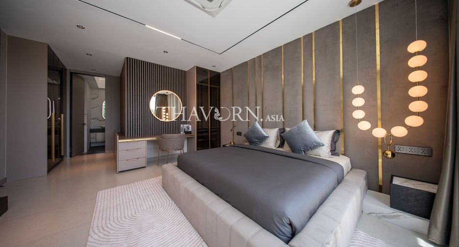 For sale 6 bedrooms house in Sattahip, Chonburi