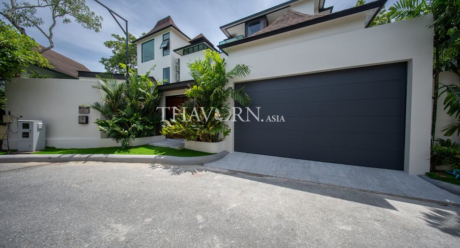 For sale 6 bedrooms house in Sattahip, Chonburi