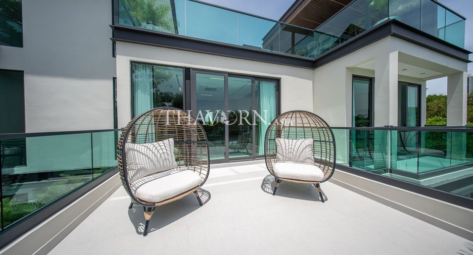 For sale 6 bedrooms house in Sattahip, Chonburi