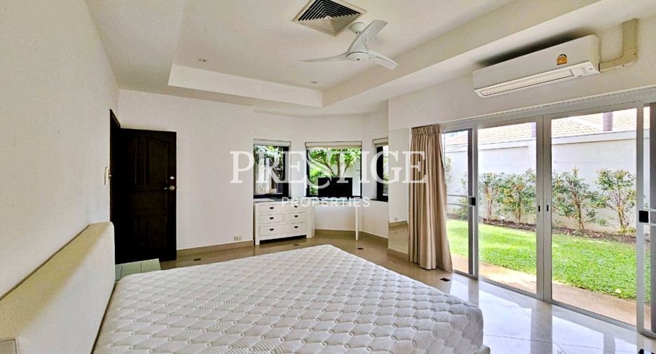 For sale 3 bedrooms house in Bang Lamung, Chonburi