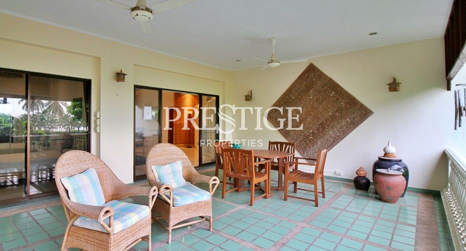 For sale 2 bedrooms condo in Sattahip, Chonburi