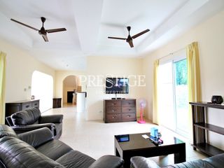 À vendre et à louer 4 chambres maison à Bang Lamung, Chonburi