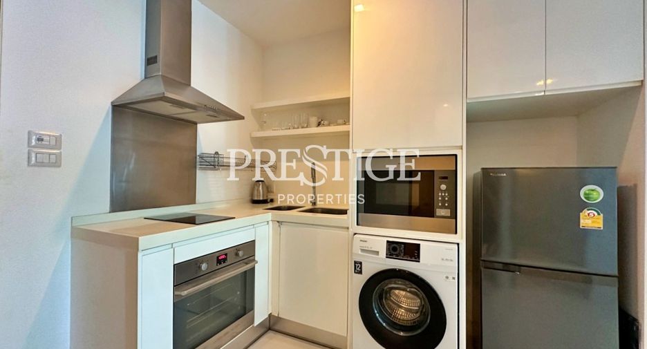 For rent 2 bedrooms condo in Bang Lamung, Chonburi
