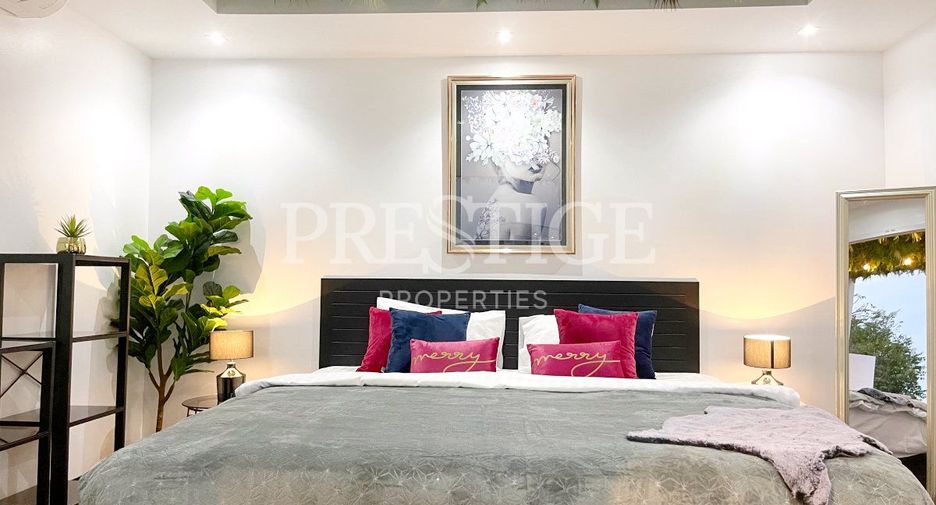 For sale 8 bedrooms house in Jomtien, Pattaya