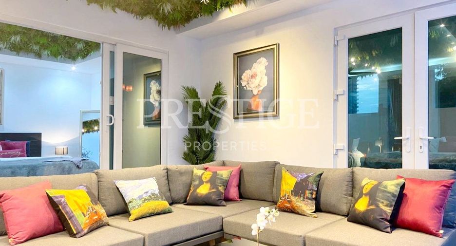 For sale 8 bedrooms house in Jomtien, Pattaya