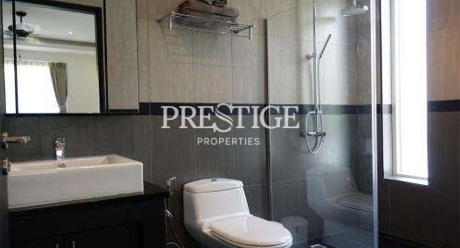 Casa en alquiler y en venta de 4 habitaciones en East Pattaya, Pattaya